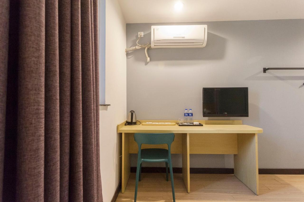 Weijing Express Hotel Changshu المظهر الخارجي الصورة